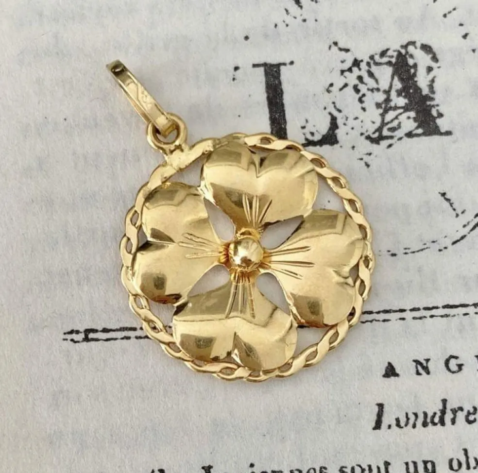 Pendentif porte-bonheur en or jaune
