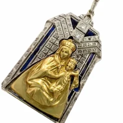 PENDENTIF RELIGIEUX ART DÉCO en PLATINE et OR 18 KT avec DIAMANTS et SAPHIR