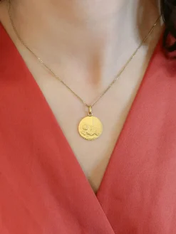 Pendentif religieux vintage Jésus nouveau né or jaune