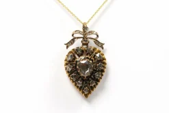 Pendentif reliquaire Napoléon III or jaune, émail et diamants taille rose