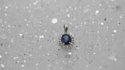 Pendentif saphir et diamants