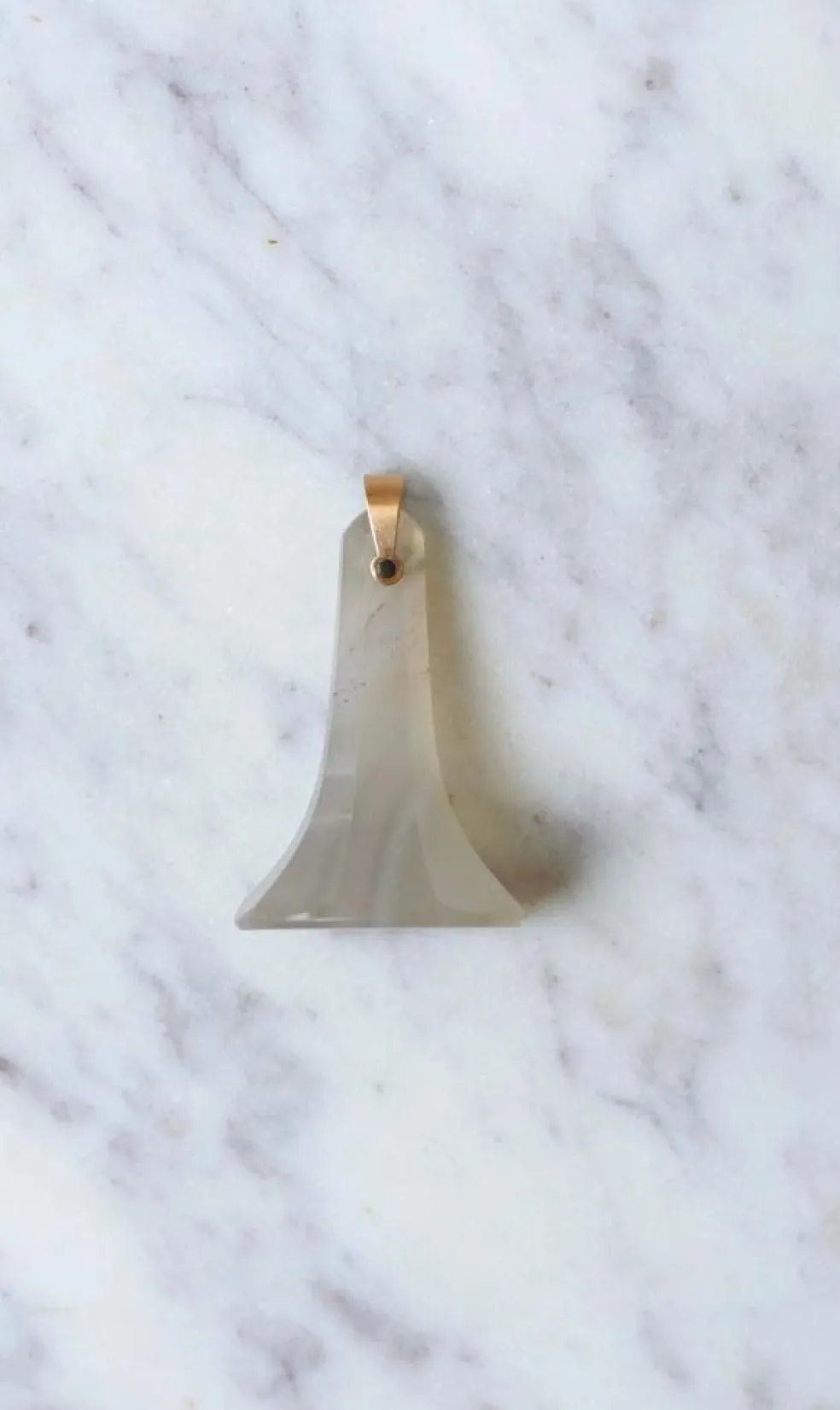 Pendentif sceau or jaune et calcédoine