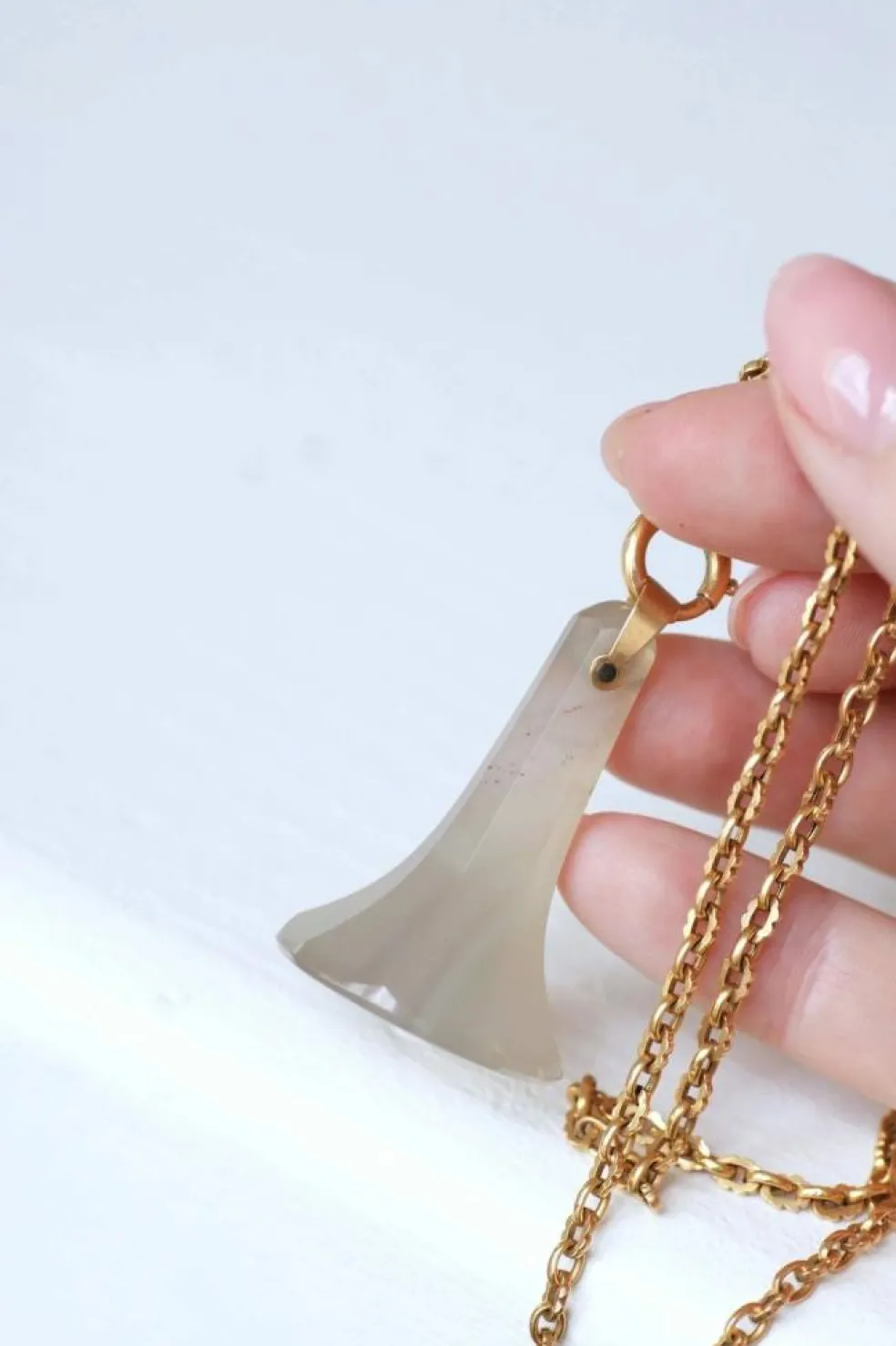 Pendentif sceau or jaune et calcédoine