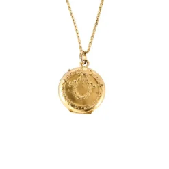Pendentif souvenir et chaine en or jaune