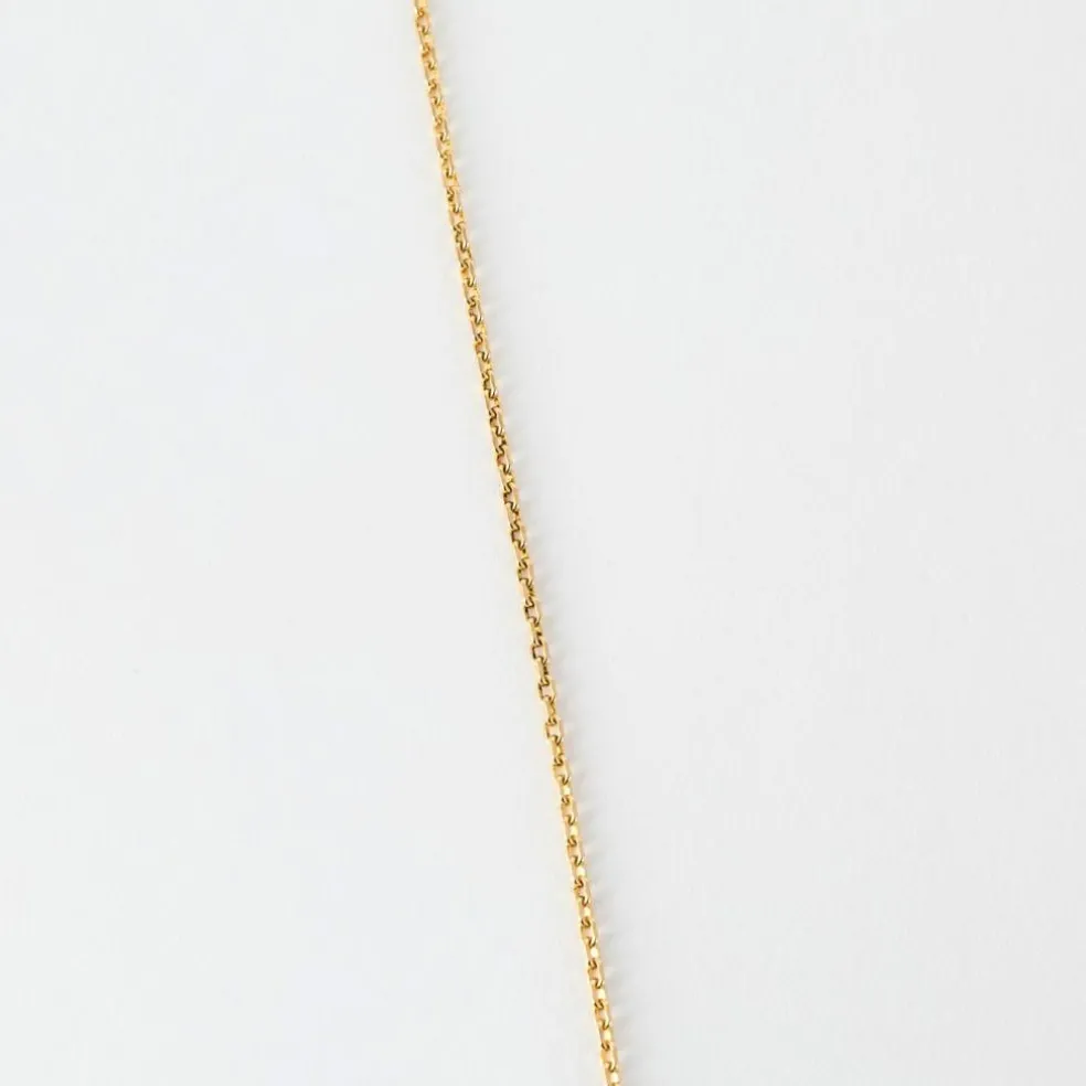 Pendentif souvenir et chaine en or jaune