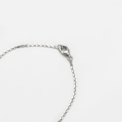 Pendentif sur chaîne 9 Diamants