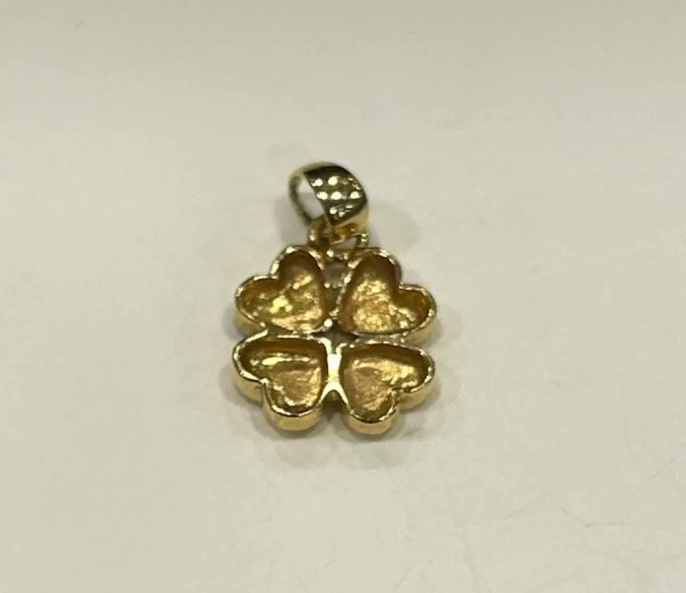 Pendentif Trèfle à 4 Coeurs 2 ors