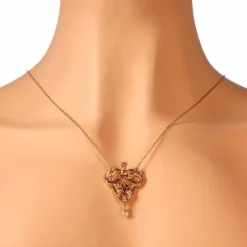 Pendentif victorien avec diamants fantaisie rares