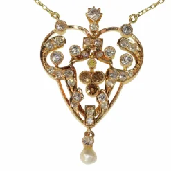 Pendentif victorien avec diamants fantaisie rares