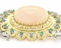 Pendentif vintage en corail et émeraude