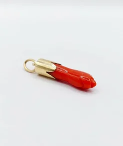 Pendentif vintage main de figa or jaune 18 carats corail rouge de Méditerranée