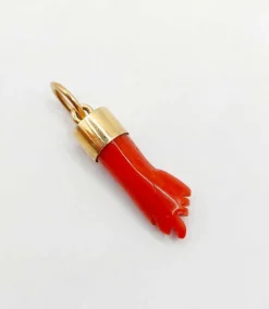 Pendentif vintage main de figa or jaune 18 carats corail rouge de méditerranée