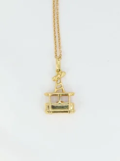Pendentif vintage téléphérique en or jaune