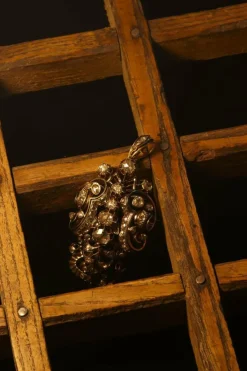 Pendentif/broche, diamant,émail