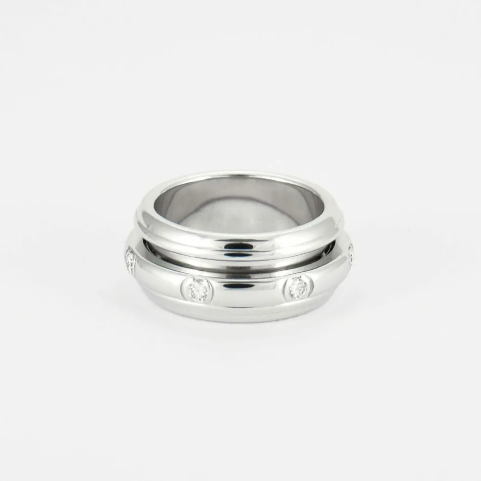 PIAGET - Large Bague Possession 7 Diamants sertis sur or blanc