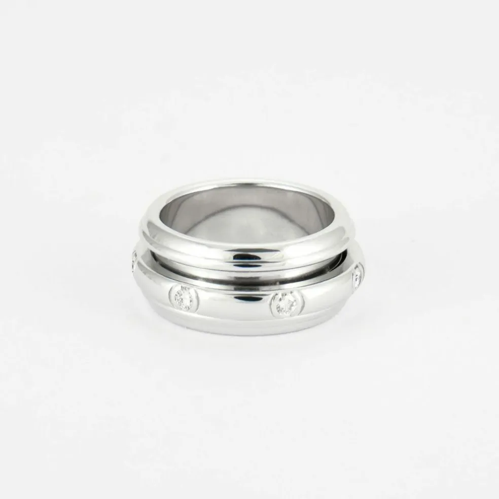 PIAGET - Large Bague Possession 7 Diamants sertis sur or blanc