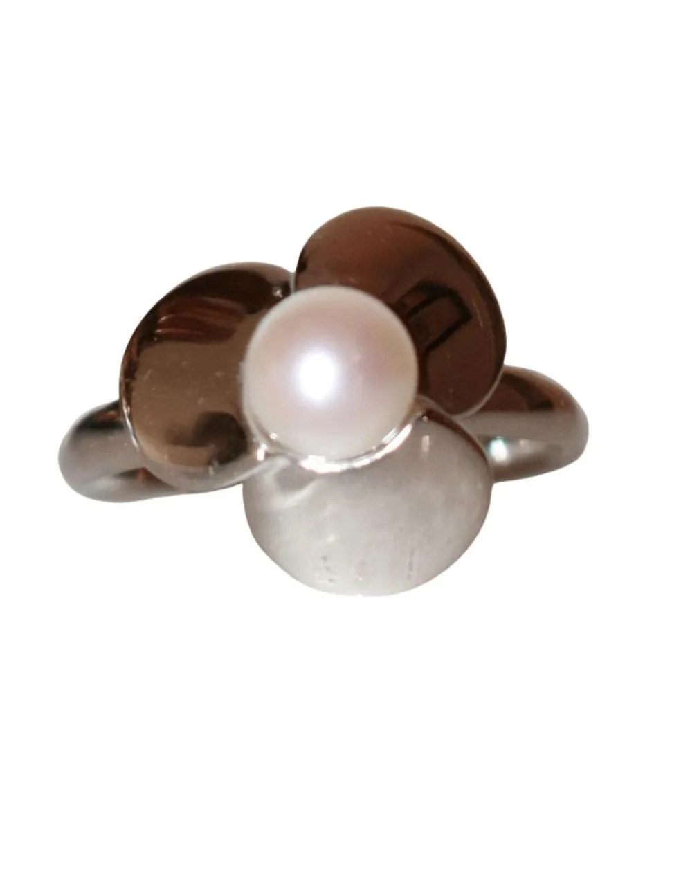 POIRAY - Bague Trèfle Or blanc Perle Blanche