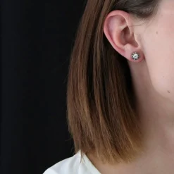 Puces d'oreilles anciennes diamants coussins