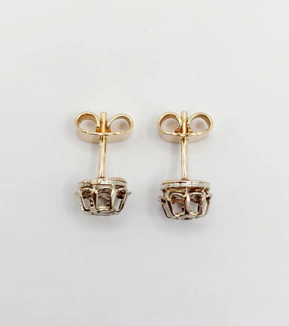 Puces d'oreilles Art Déco or jaune, diamant serti illusion (circa 1920)