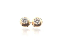 Puces d'oreilles en or 18k et diamants