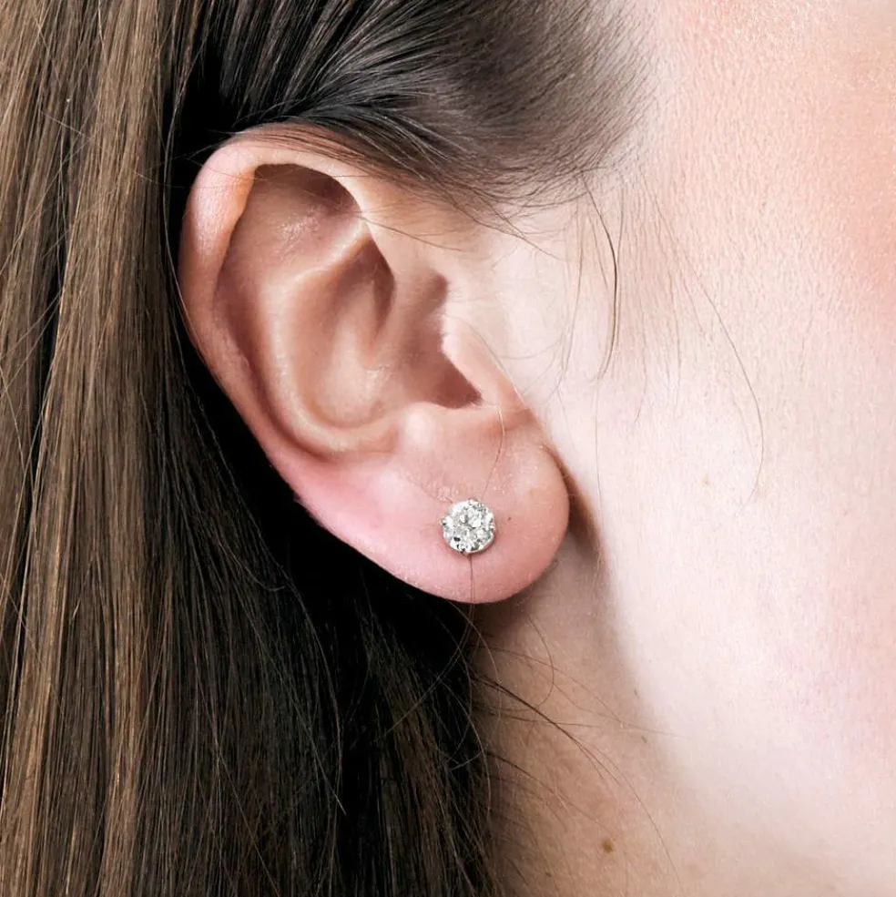 Puces d'oreilles or blanc et diamant