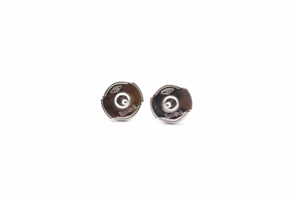 Puces d’oreilles or blanc et diamants