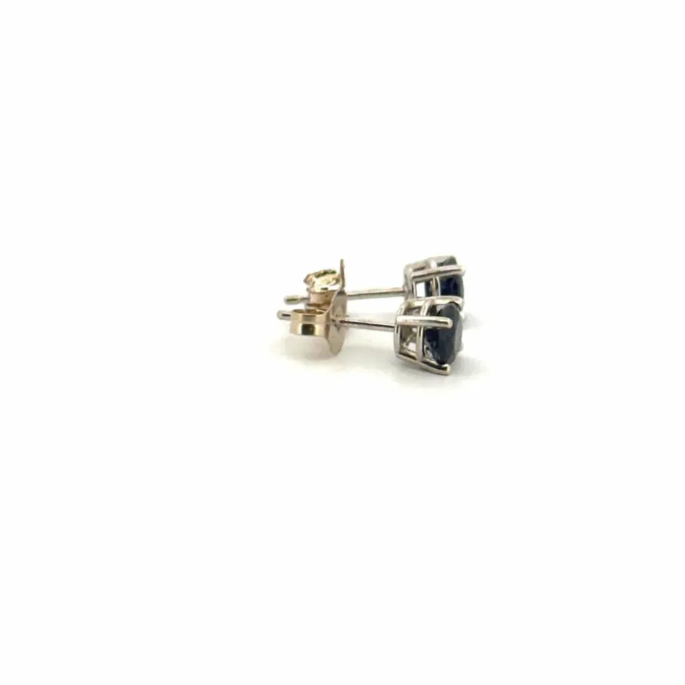 Puces d'oreilles or blanc et saphirs