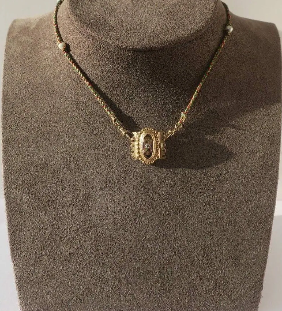 Rare fermoir régional émail or rose XIXe