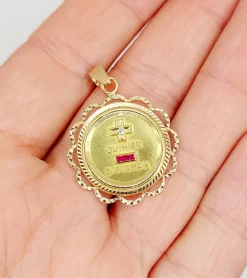 RARE Pendentif AUGIS médaille d'amour 26 mm or rose 18k orné de rubis :