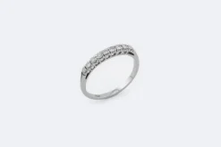 Rivière en or blanc avec diamants