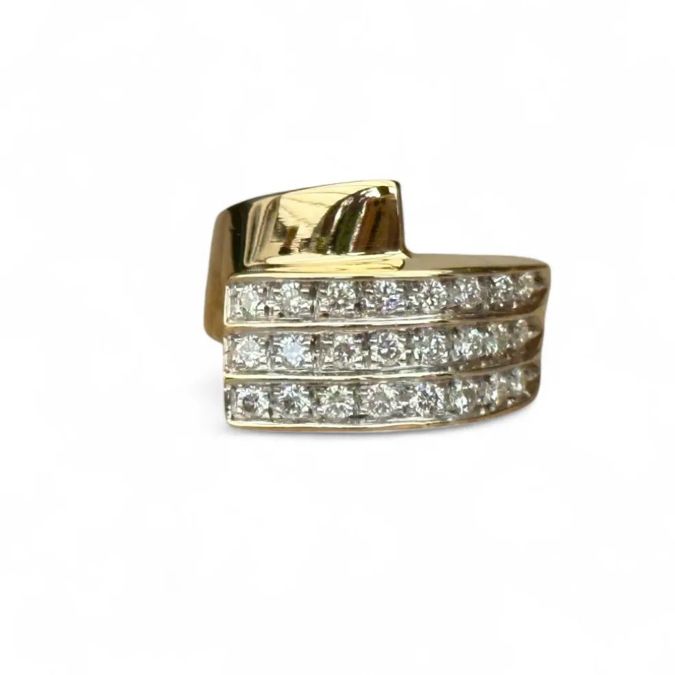 Rochas Paris - Bague or jaune diamants
