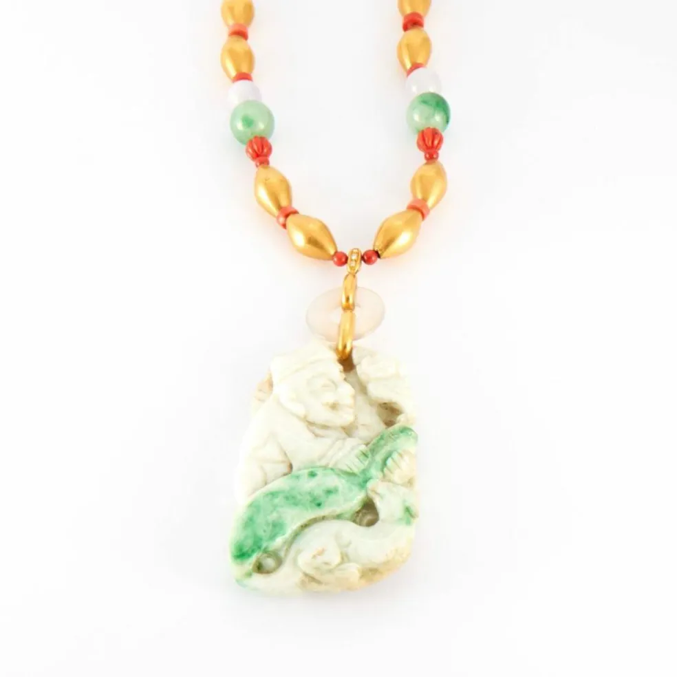 Sautoir en or corail et jade