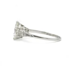 Solitaire accompagné - Diamant 2,28 carats