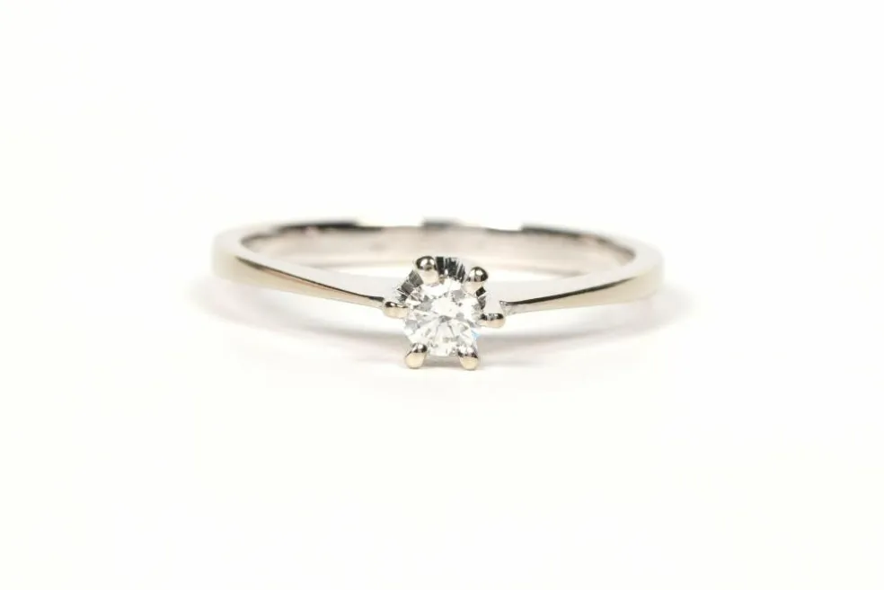 Solitaire contemporain or blanc diamant