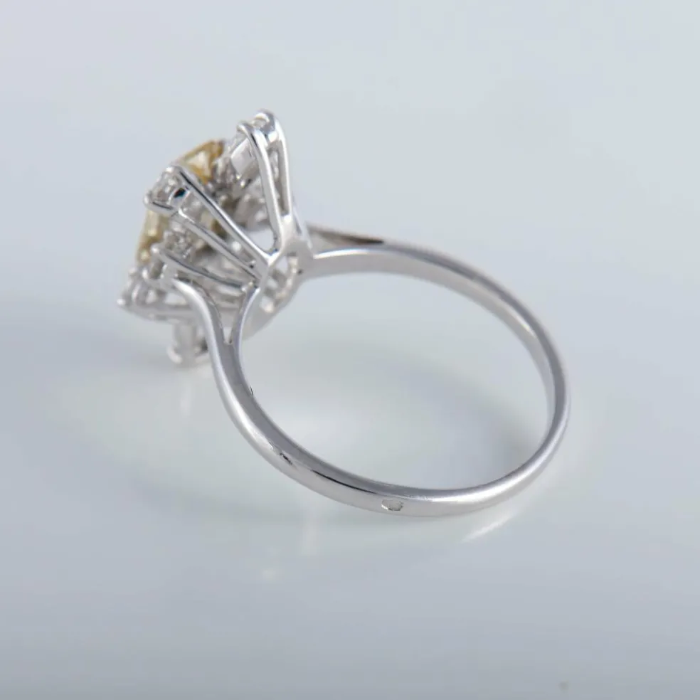 Solitaire diamant couleur naturelle