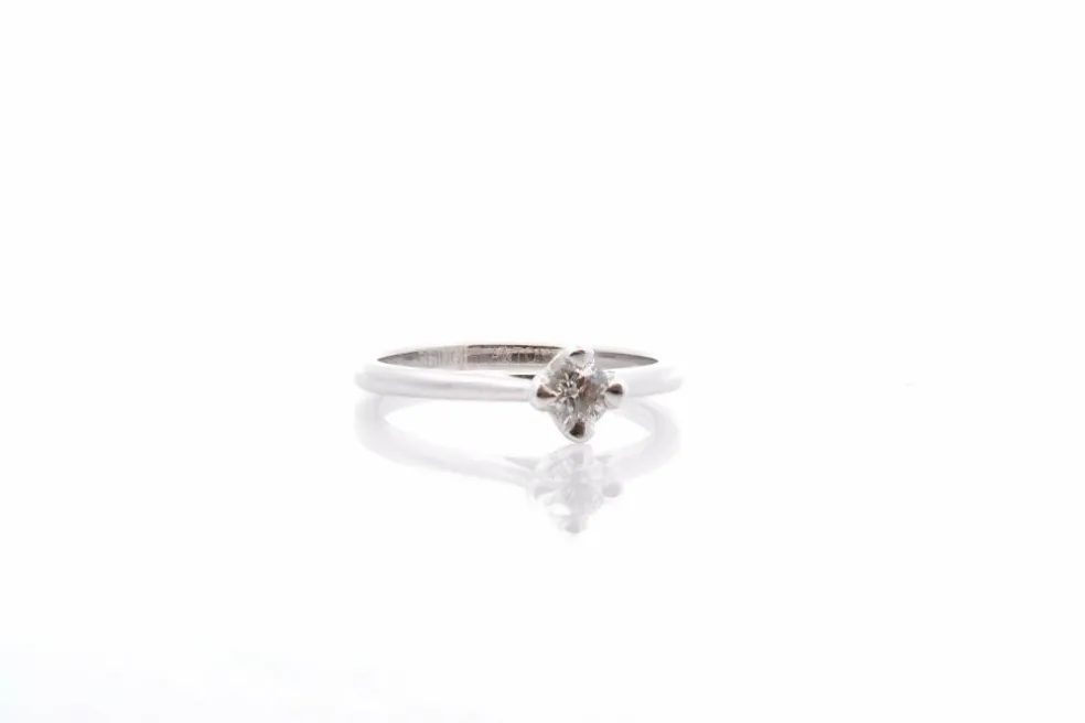 Solitaire diamant en or blanc