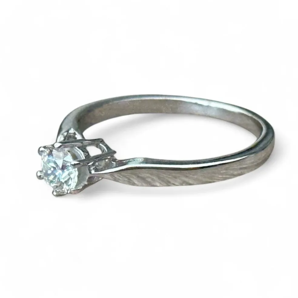 Solitaire Diamant et Or blanc