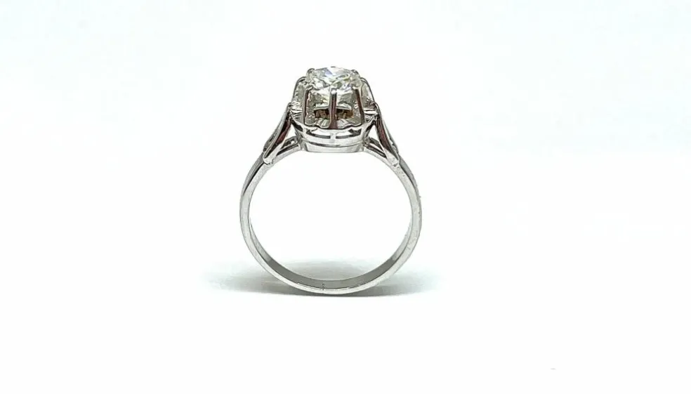 Solitaire en diamant sur monture or blanc et platine