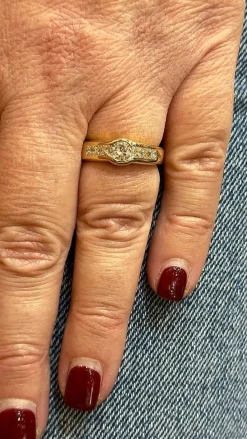 Solitaire en diamants serti clos or jaune