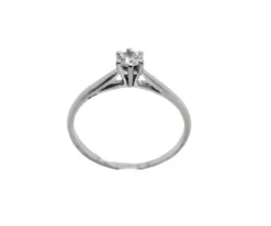 Solitaire en or blanc avec diamant de 0,10 carat