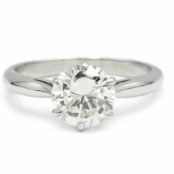 Solitaire en or blanc, diamant