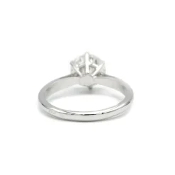 Solitaire en or blanc, diamant