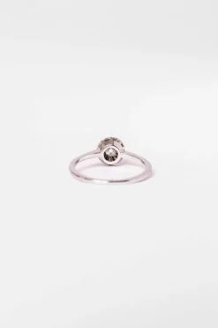 Solitaire en or blanc et diamant
