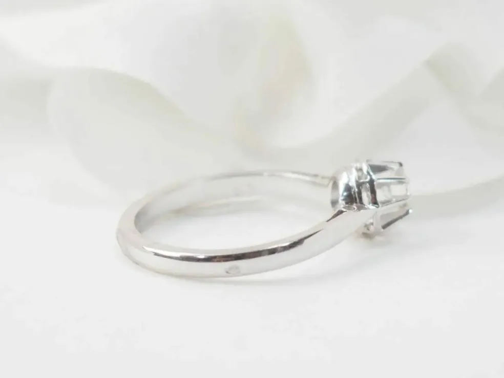 Solitaire en or blanc et diamant 0,23ct