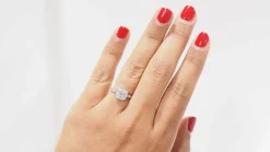 Solitaire en Or blanc et diamants