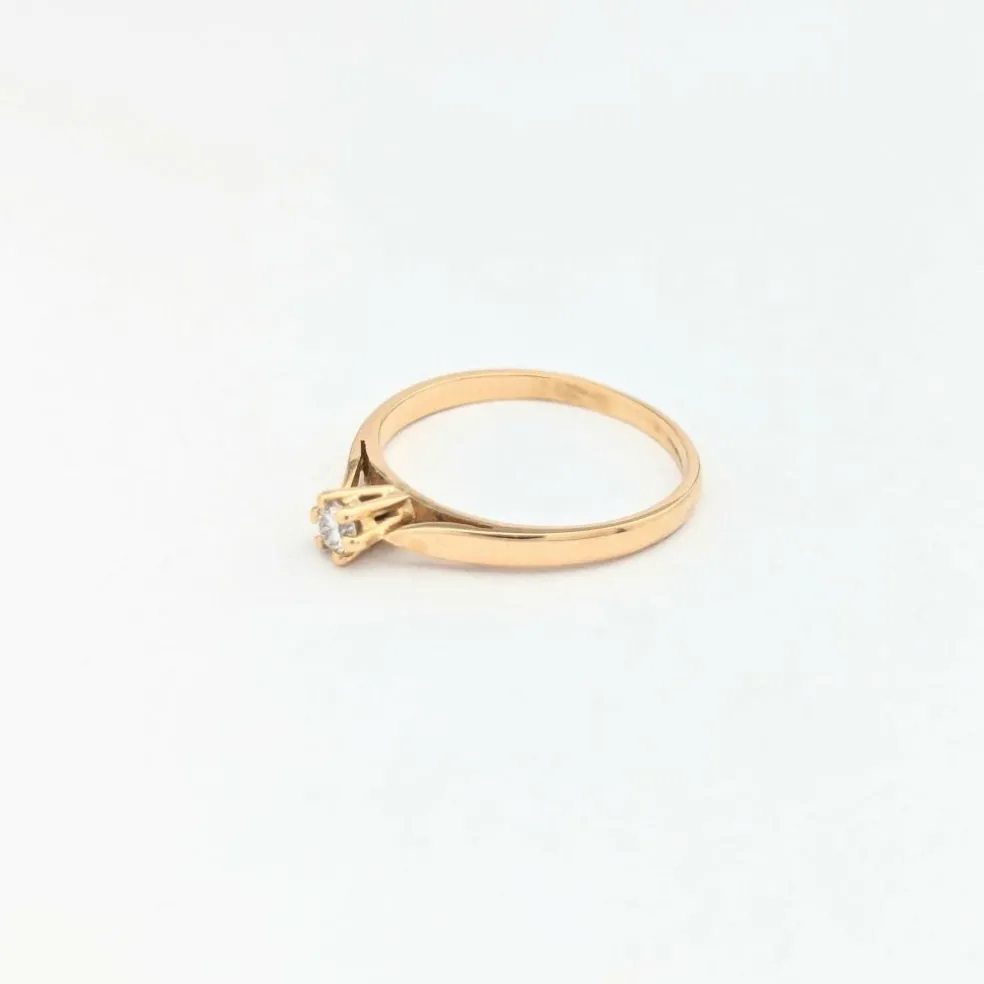 Solitaire en or jaune et diamant