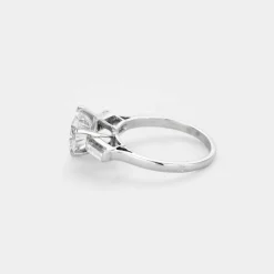 Solitaire en platine et diamants