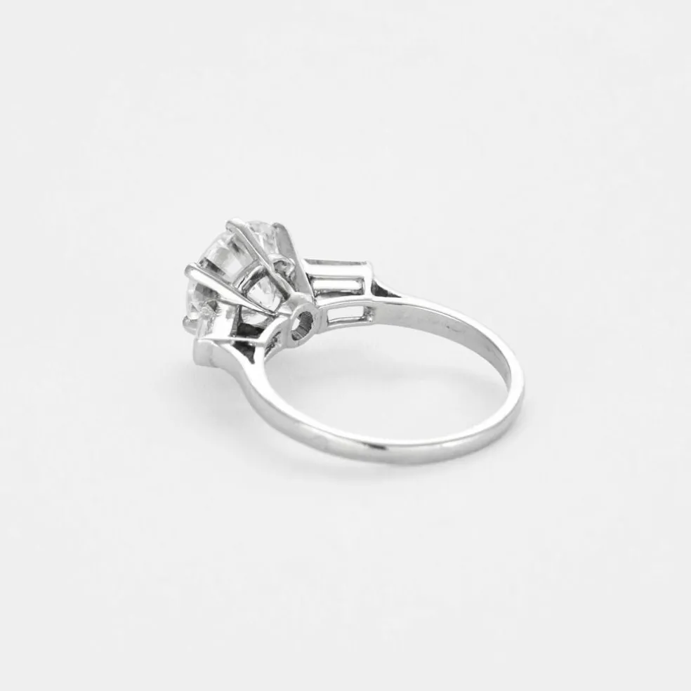 Solitaire en platine et diamants