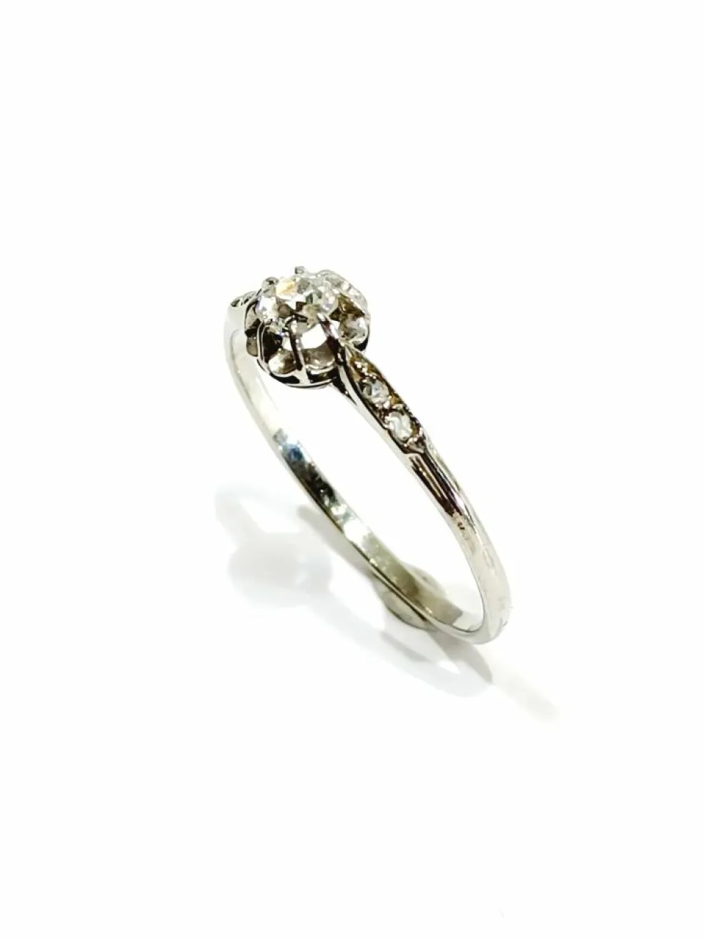 Solitaire en platine et diamants