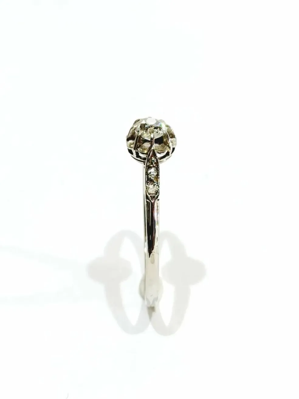 Solitaire en platine et diamants